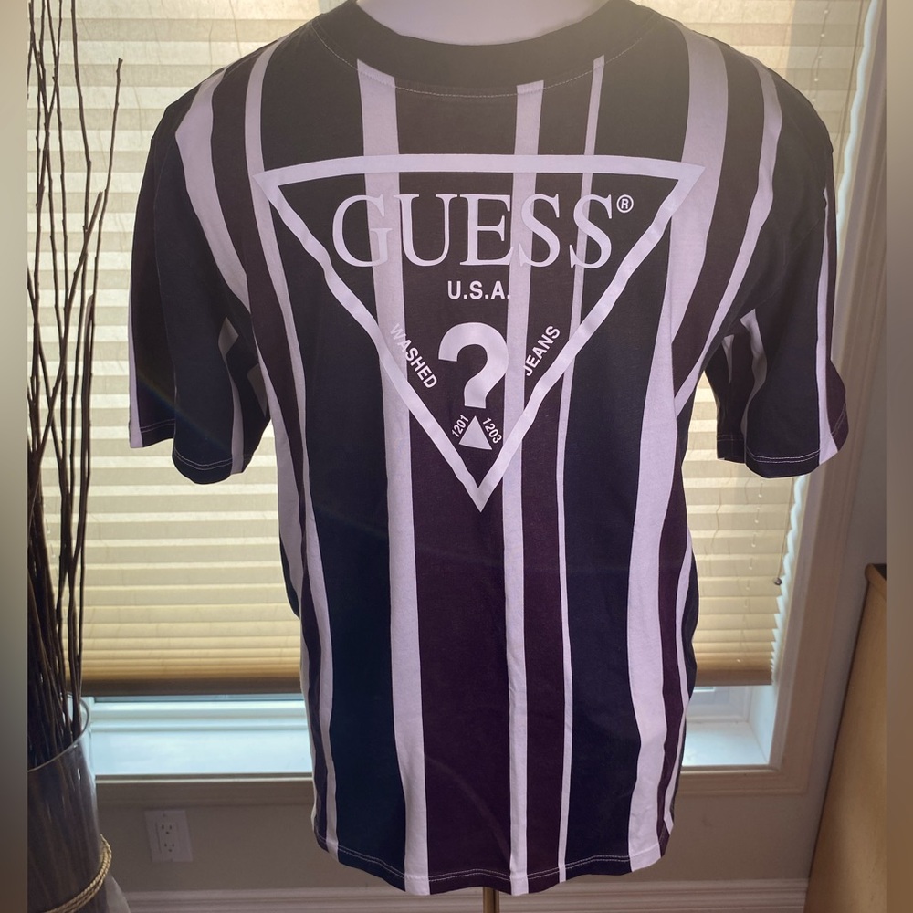 GUESS Men’s Oversized UO Exclusive Rexford Striped Tee Large